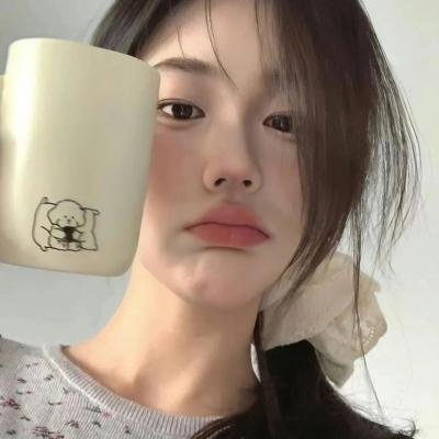 蒙娜丽莎与血月